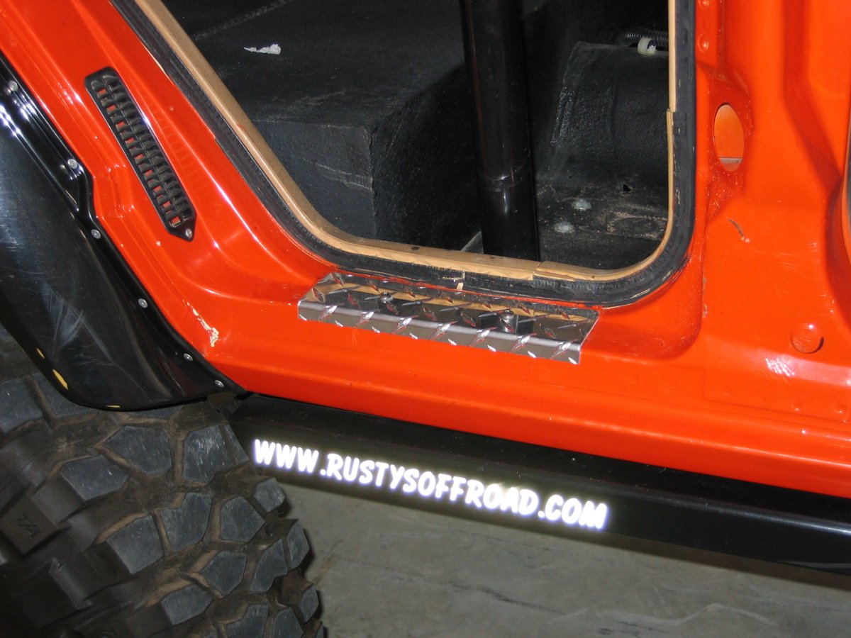 Rusty's XJ Cherokee/MJ Comanche Entry Guards - Diamond Plate